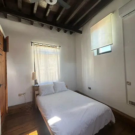 Olive House Case de vacanță