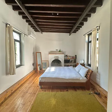 Holiday home Olive House